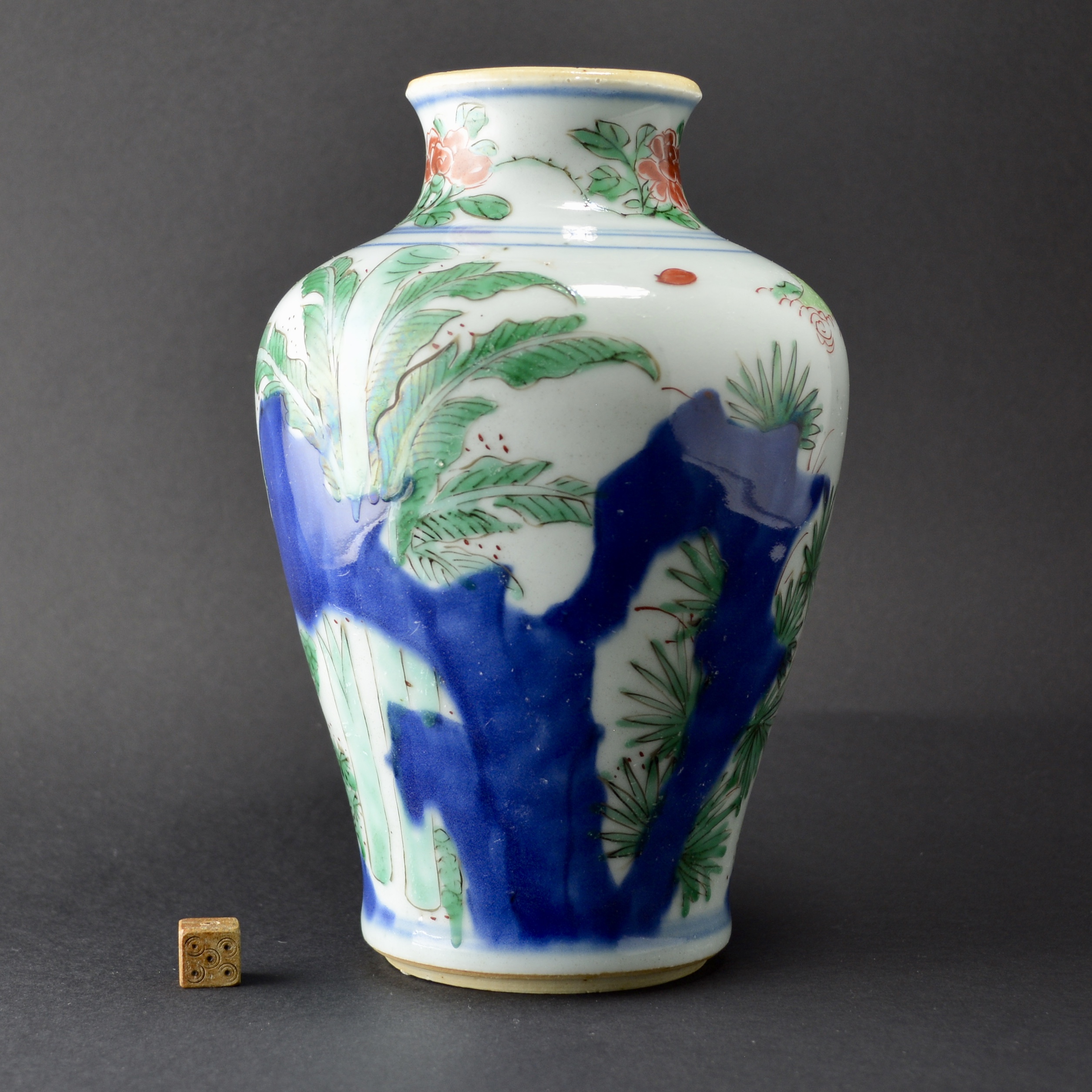 A Transitional Wucai Porcelain Vase, Shunzhi 1644 1661 Robert