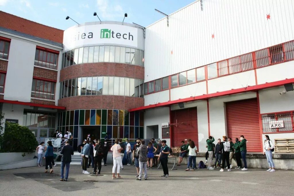 ESIEA SchoolMouv Orientation