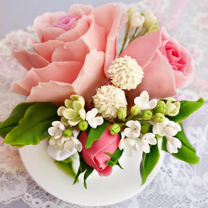 Gift Ideas For Mom Pink Roses in Cup Oriflowers