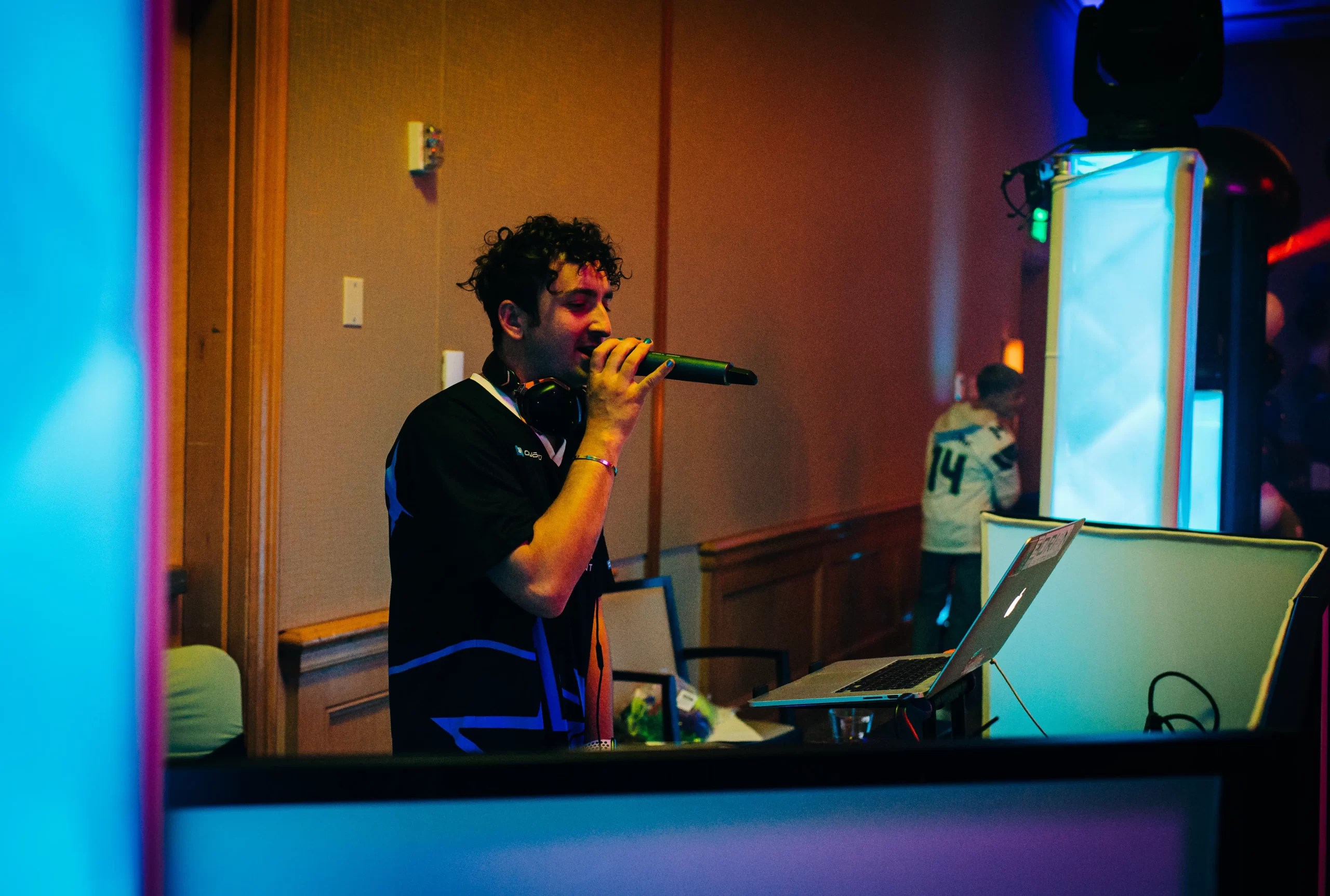 How to Rent a DJ for a Party in Seattle, WA Orion Entertainment