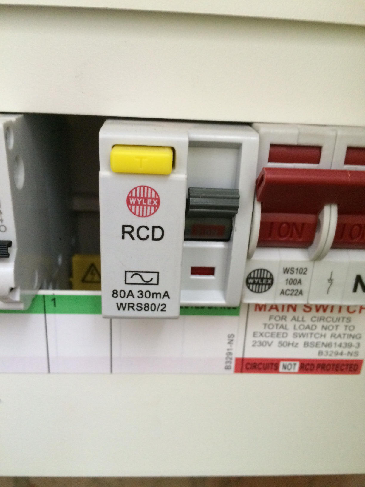Selecting the right RCD Breaker For Air Conditioning Units