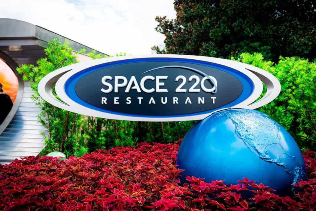 Review EPCOT’s Space 220 Restaurant