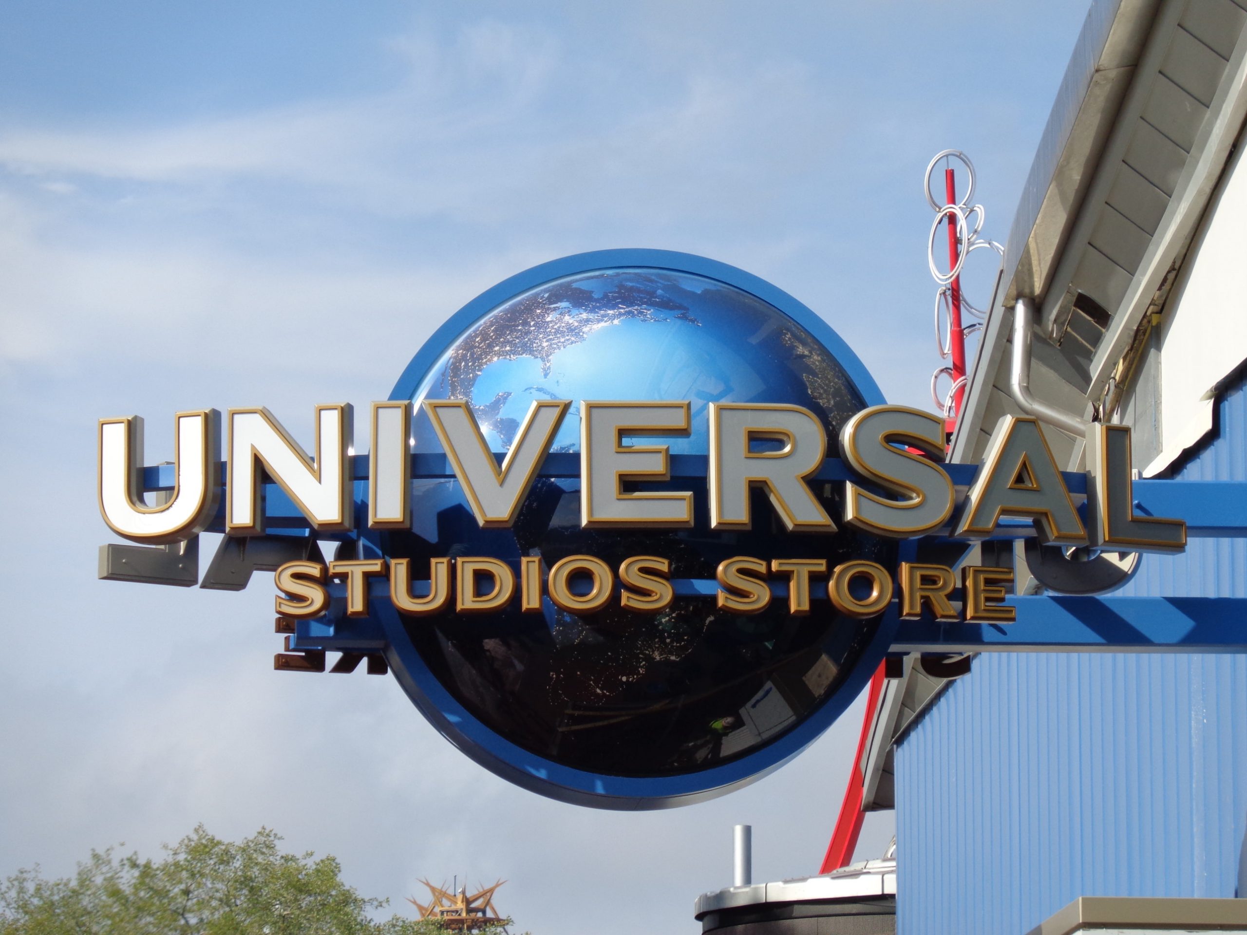 Signs Added at New Universal Studios Store in CityWalk Orlando