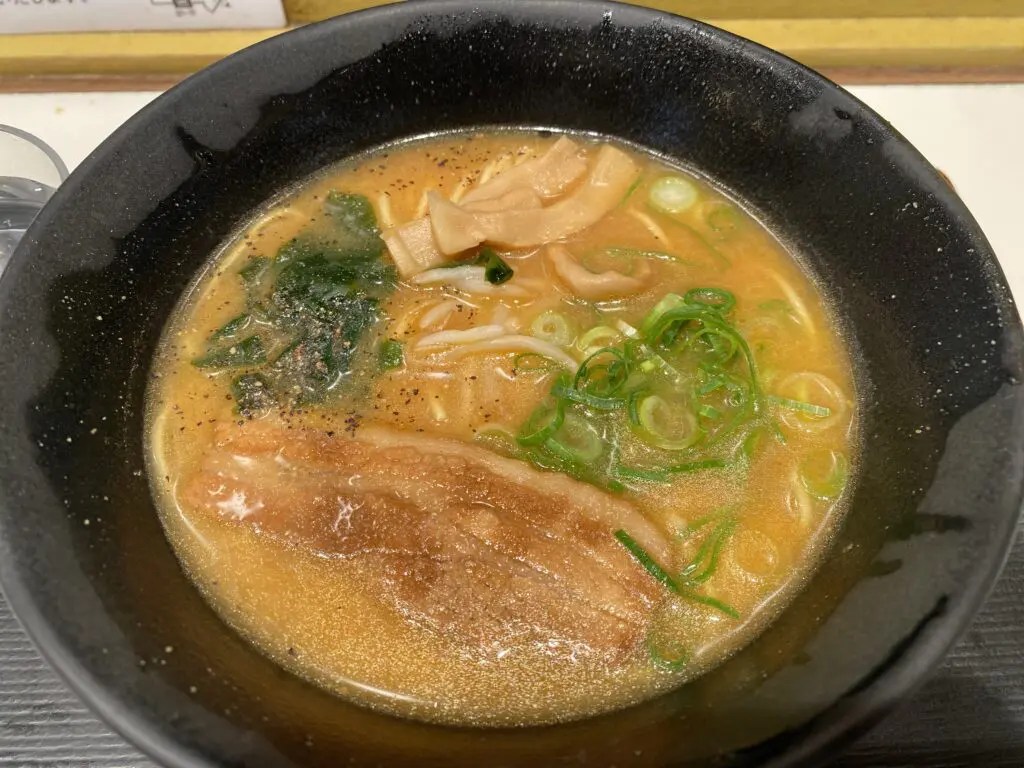 【Umeda】OldSchool Eats WalletFriendly_うまかラーメン(Umaka Ramen) OsakaDiary