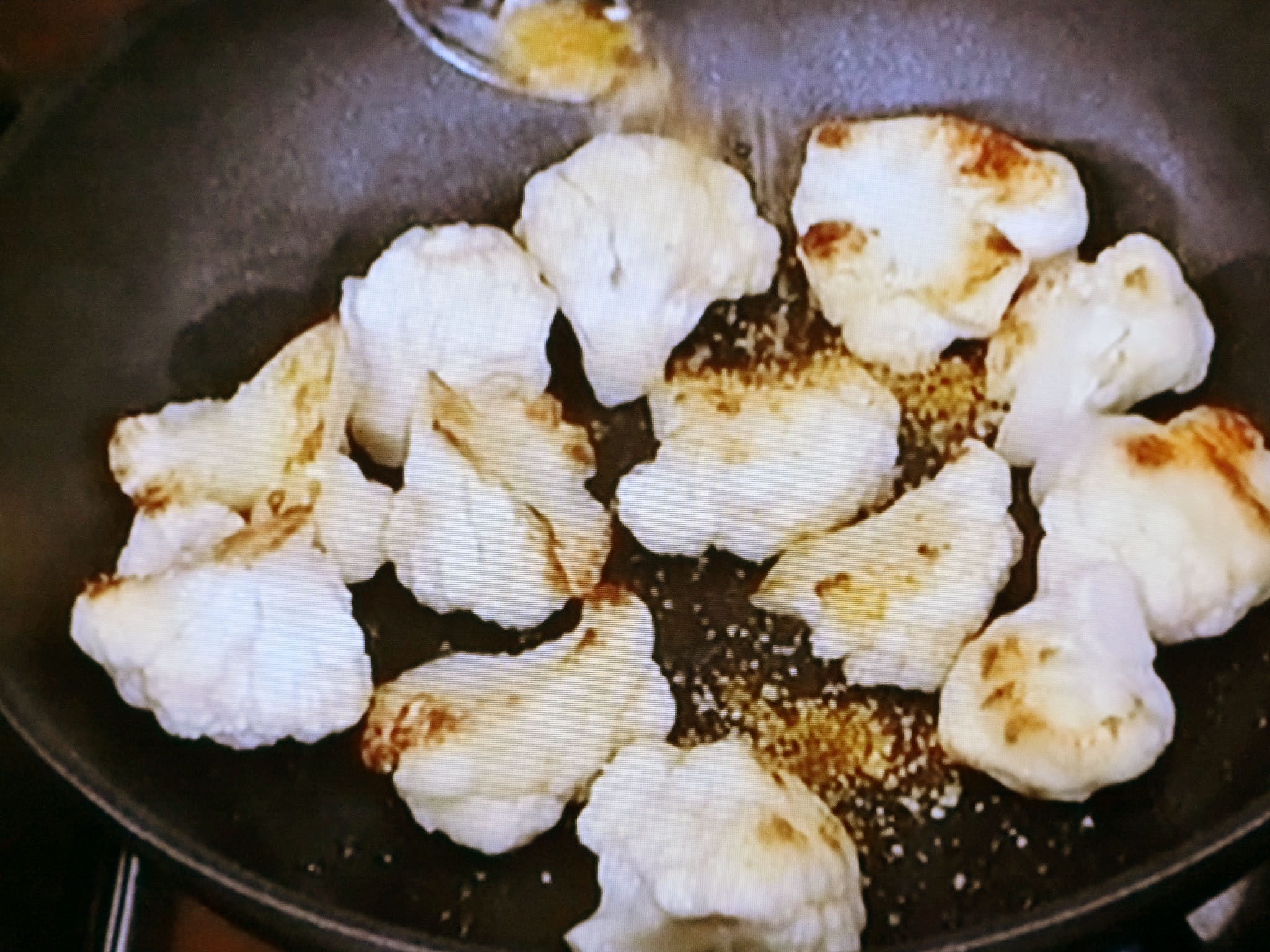 NHKきょうの料理「焼きカリフラワーの塩カレー風味」のレシピby平山由香 1月26日 おさらいキッチン