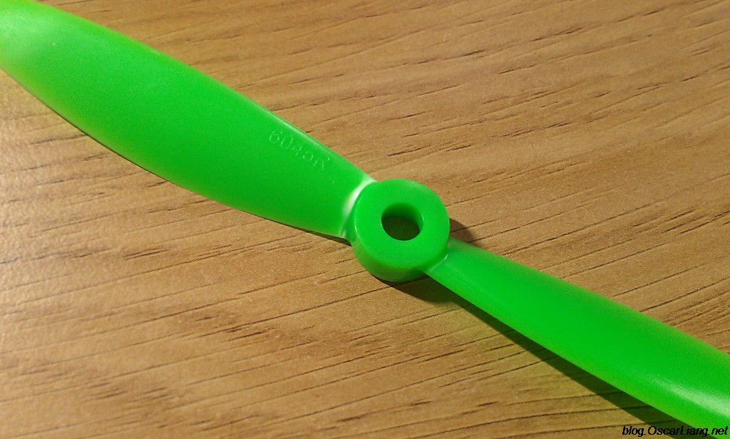 Using Props with White Crease Lines After Crash, Bent Propellers