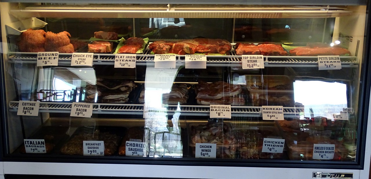 Cove, Oregon Photos 2… To Our Slightly Crazy Looney Bin!