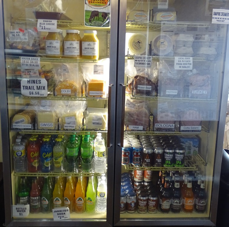 Cove, Oregon Photos 2… To Our Slightly Crazy Looney Bin!