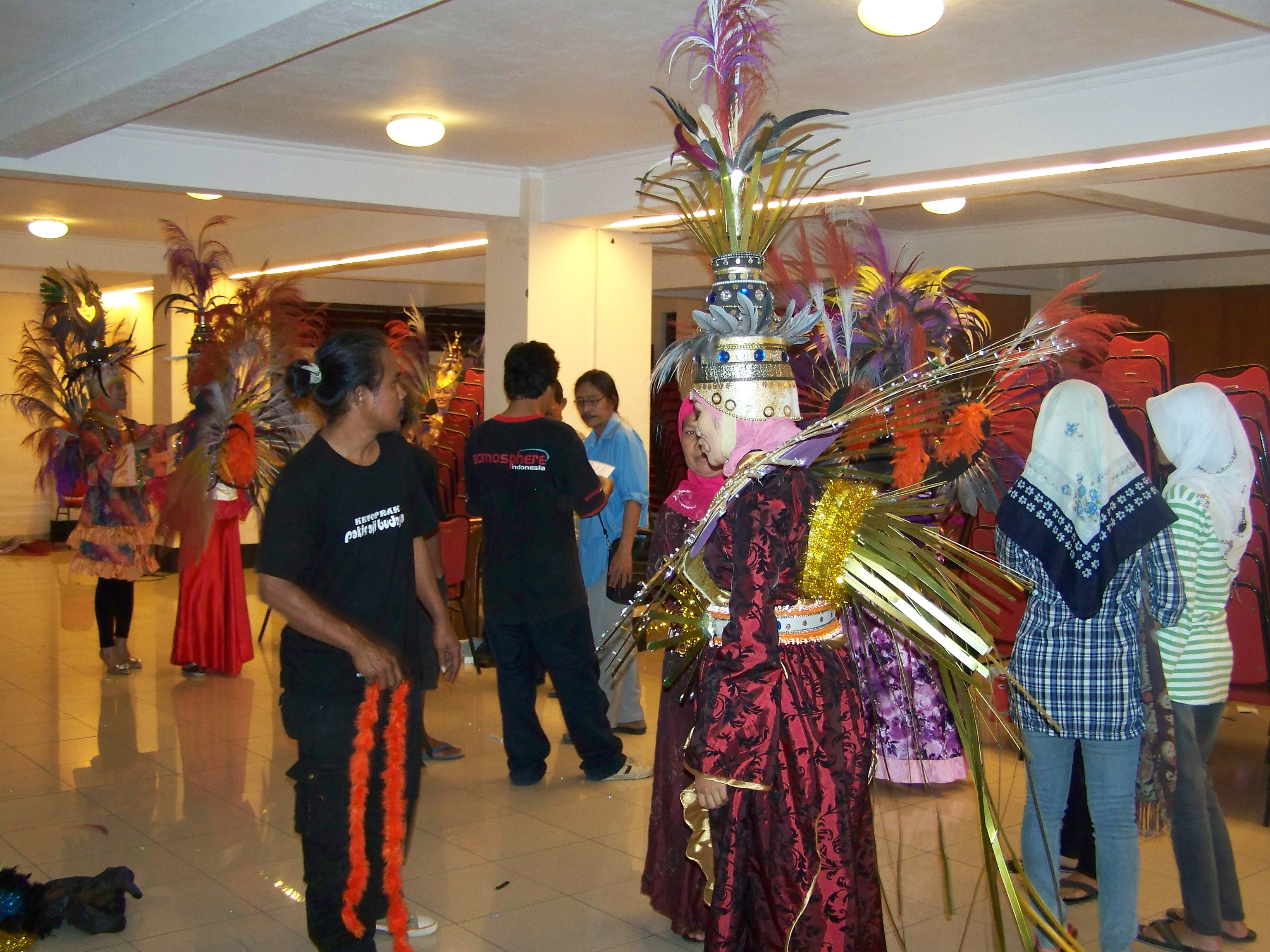 KUDUS FASHION ART FESTIVAL OSIS SMA NU AL MA'RUF KUDUS