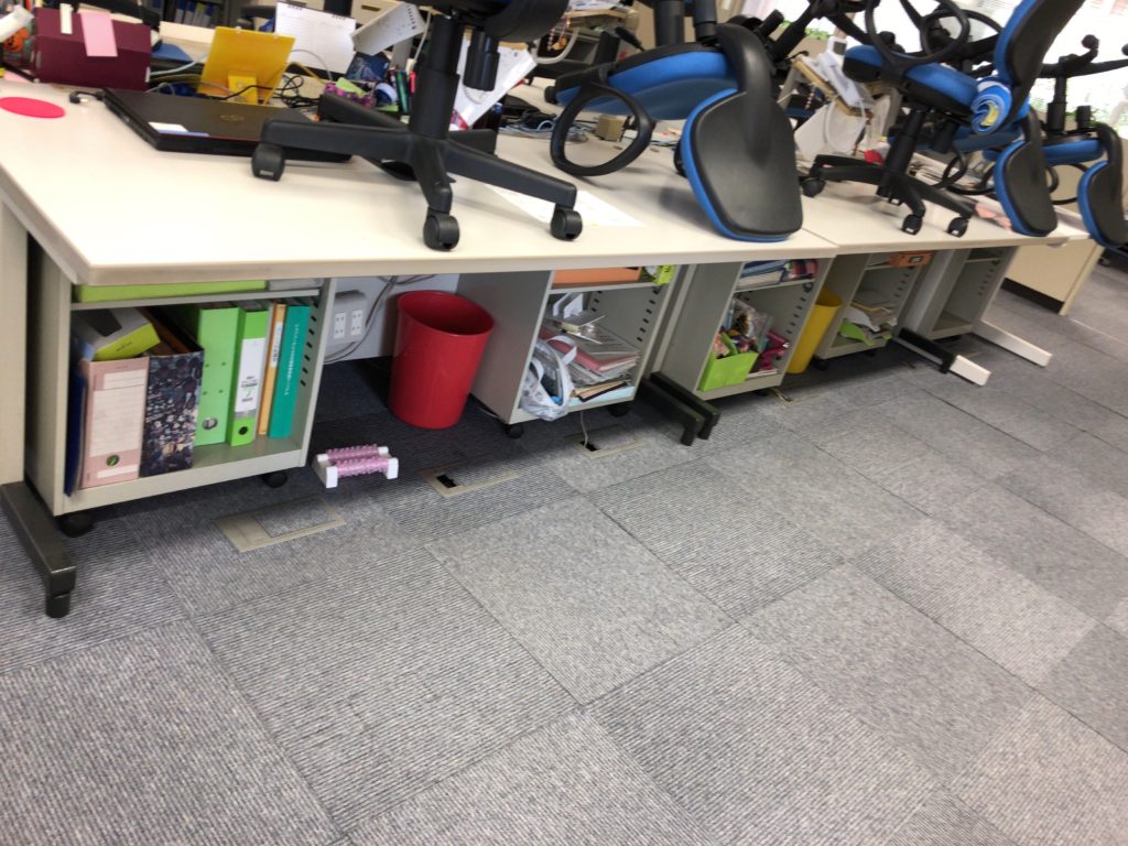 天井埋込式エアコン4方向・方向とカーペット・床のクリーニング☆ おそうじ本舗 南風原店／糸満店