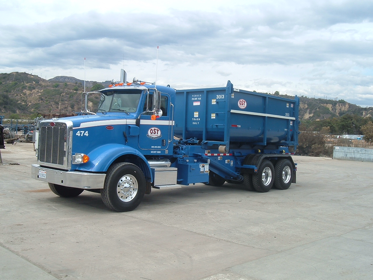 Photos OST TRUCKS & CRANES