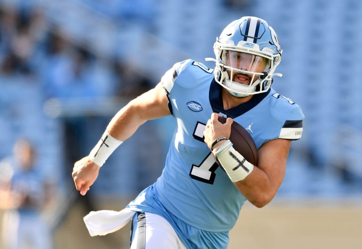 Who is Sam Howell's Girlfriend? Who Is The Football Player Dating Now