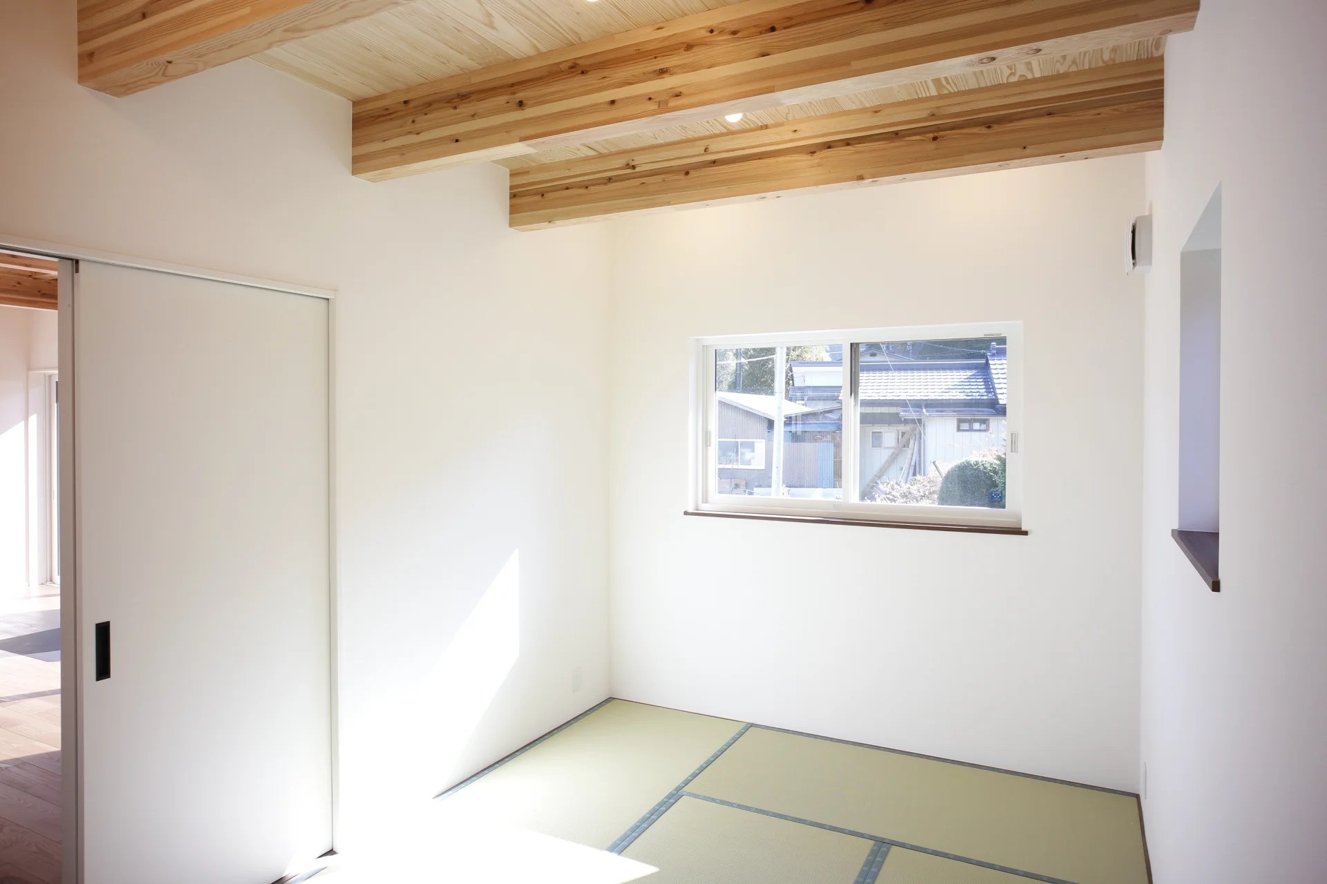 コンパクトな平屋：下伊那郡 すむところ研究室 OTEC