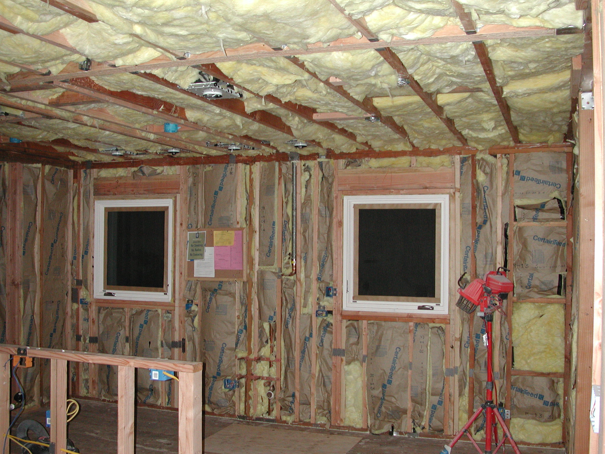 01/29 Insulation in the kitchen