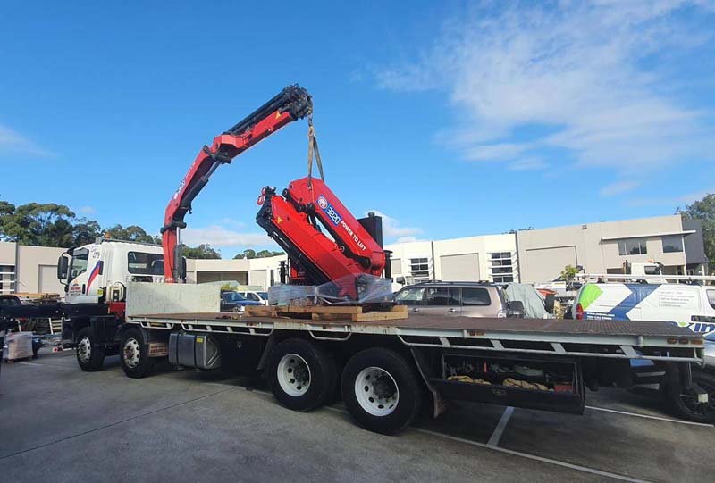 What Type of Lift Work a Crane Truck Can Perform?