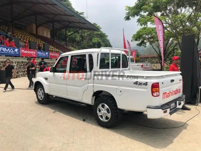 Mengenal Mahindra Scorpio, D-Cab 4Wd Termurah (24 Foto)