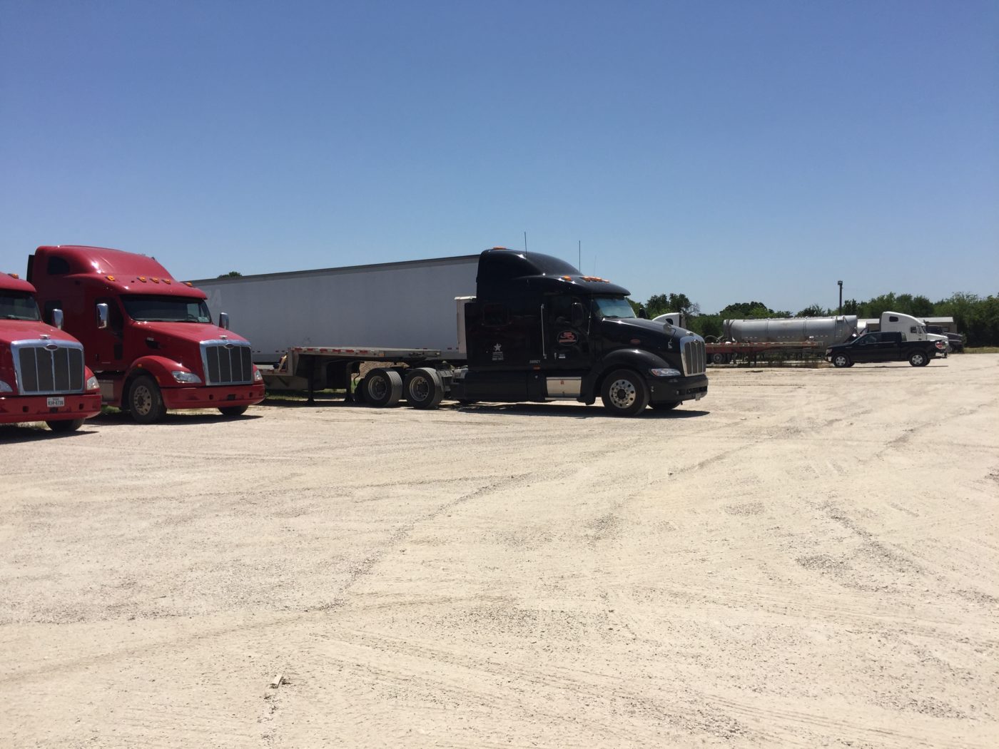 Semi Truck Parking Lot Semi Truck Repair Cleburne TX