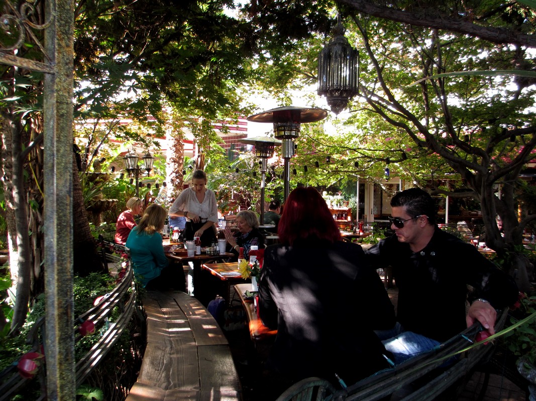 TOWER CAFE SACRAMENTO Que Sera, Sera... Whatever Will Be, Will Be...