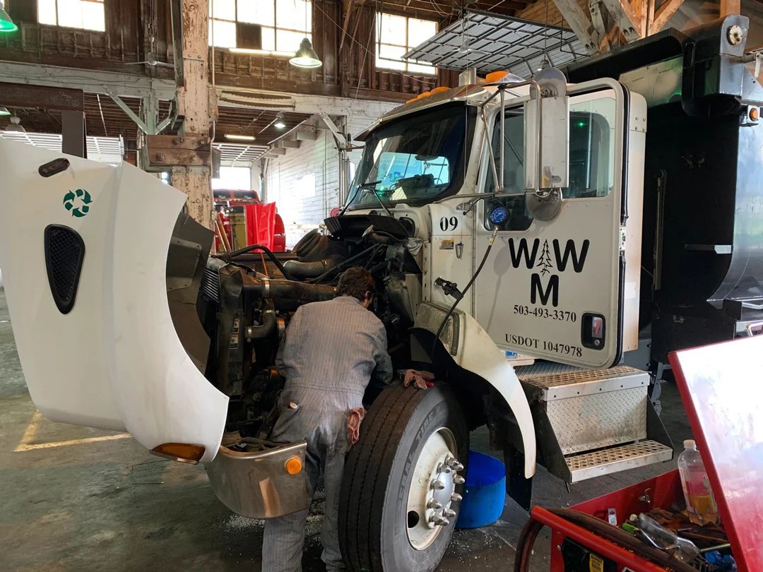 Heavy Duty Truck and Trailer Repair - On The Spot Truck Repair