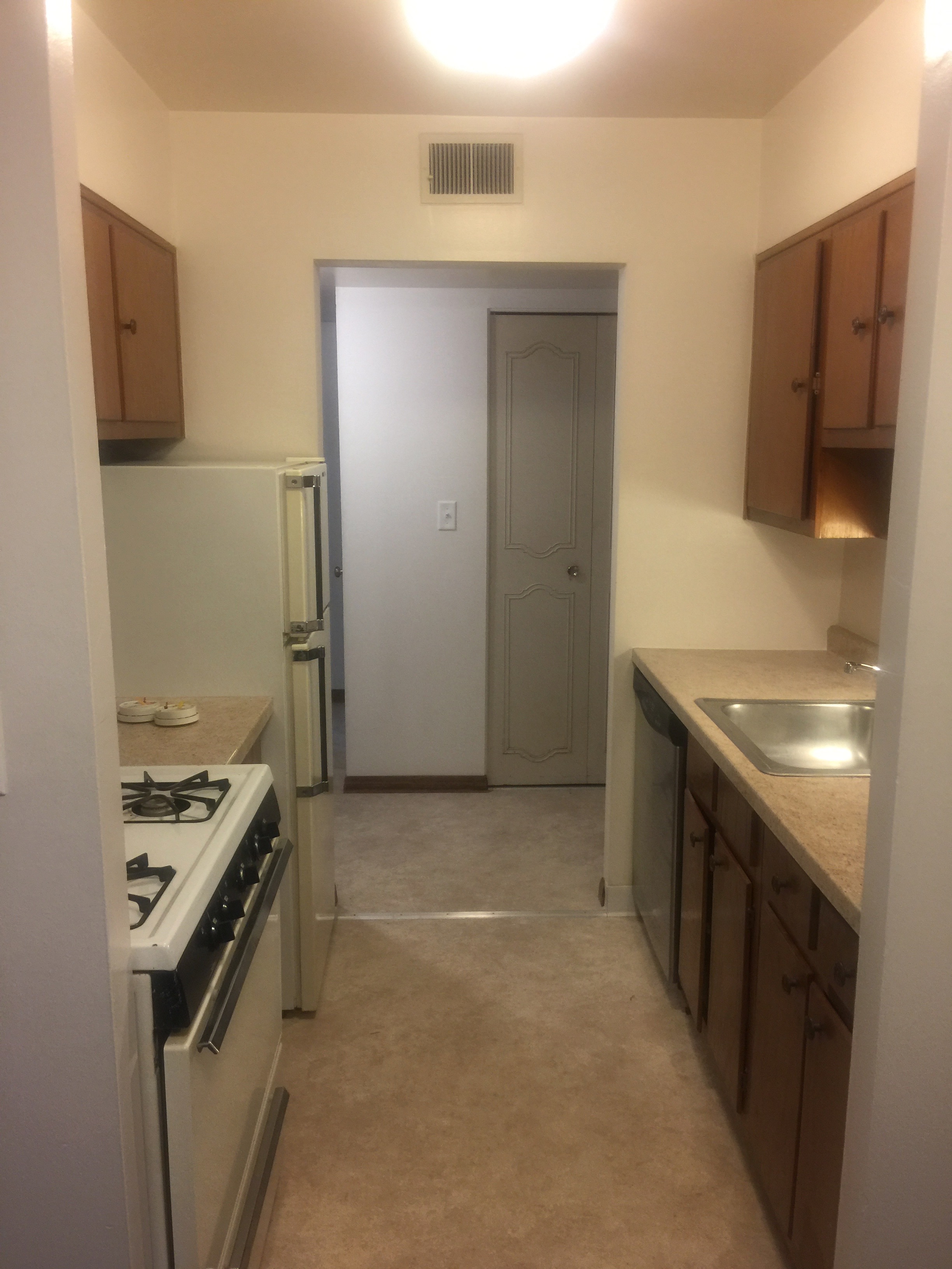 Ottawa Arms Apartments 2 Bed & 2 Bath Apartments