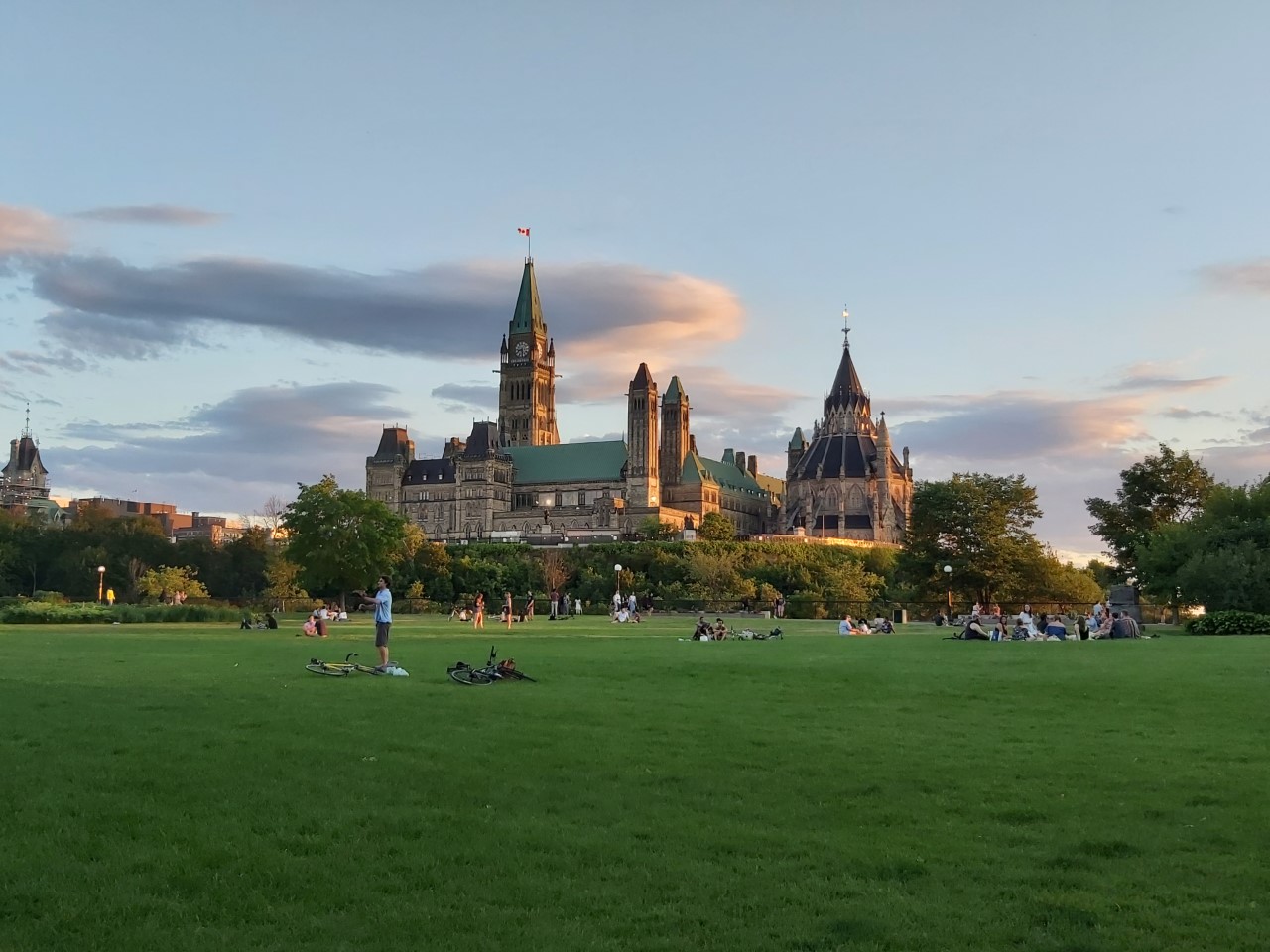 5 great spots to go for a picnic in Ottawa Ottawa is not boring