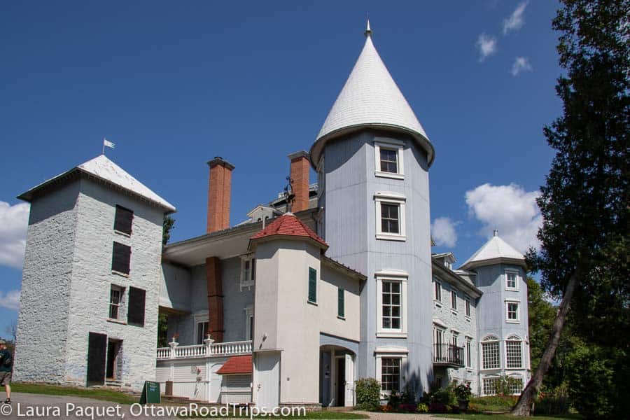 Montebello, Quebec Your day tripping guide Ottawa Road Trips