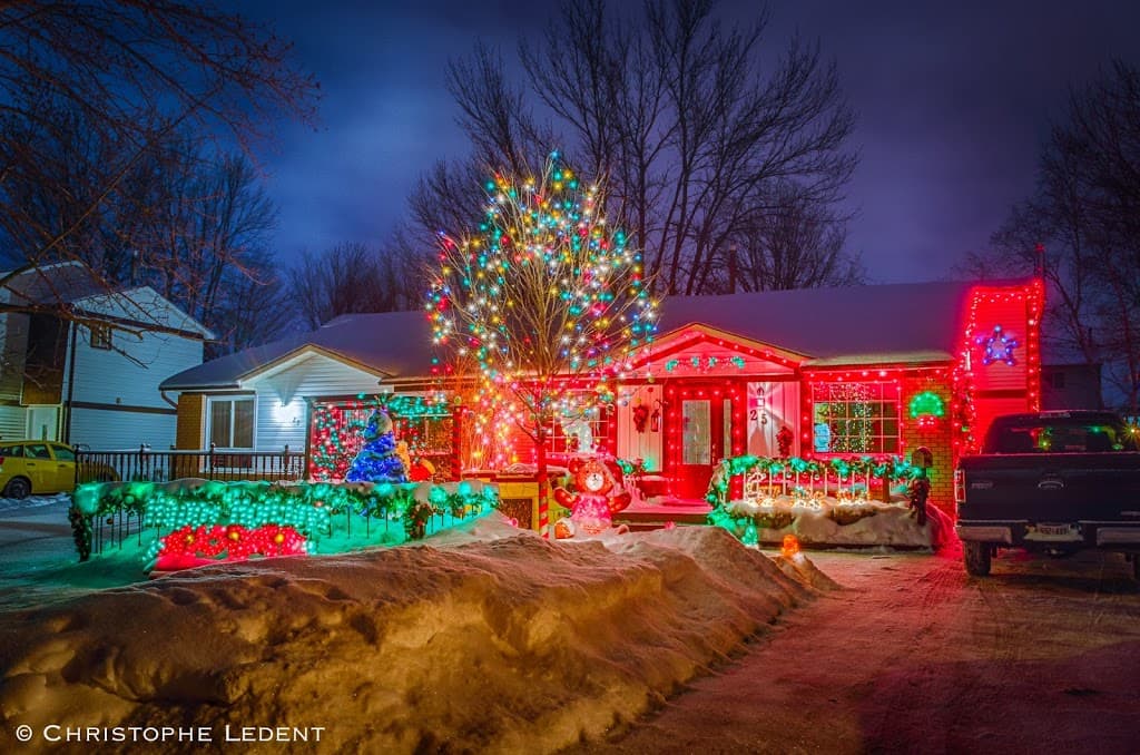 25 Days of Ottawa Christmas Lights 19 Melanie Crescent in Kanata