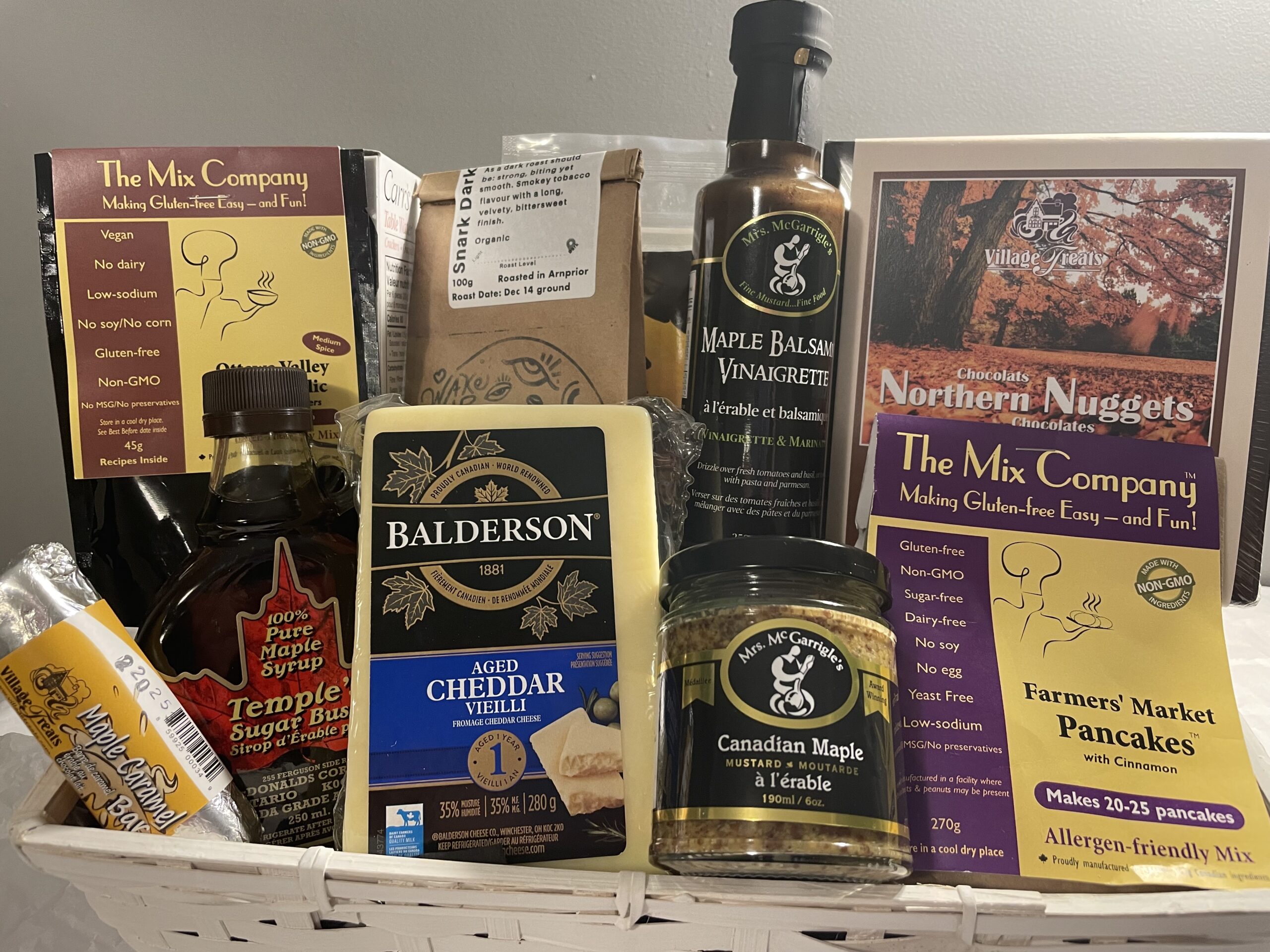 THE MAPLE LANE Ottawa Valley Gift Baskets