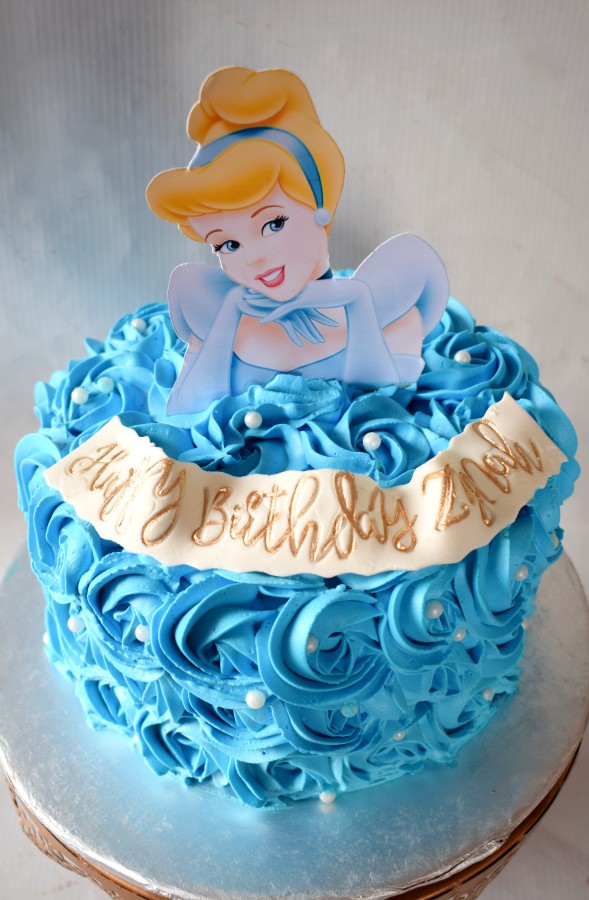 Cinderella Themed Cake » Once Upon A Cake