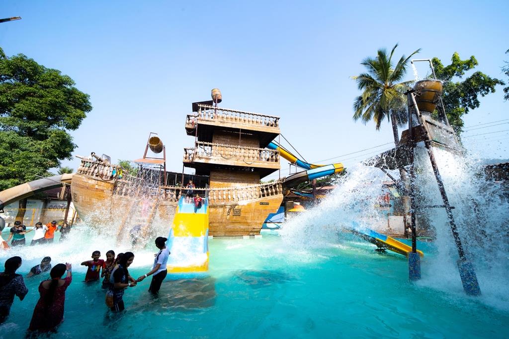 Royal Garden Resort Entry Fee