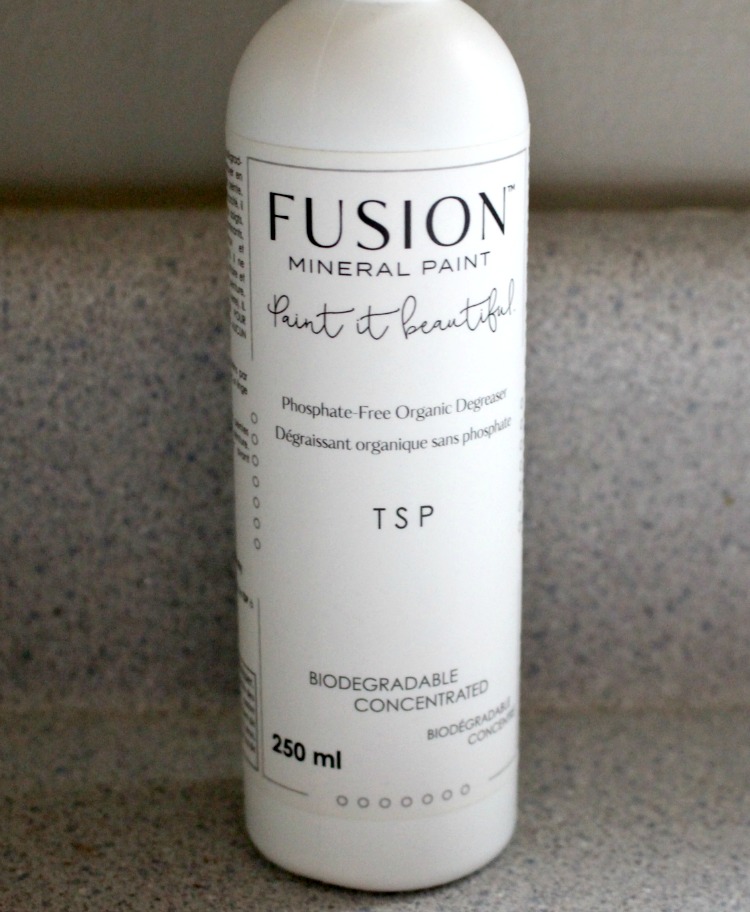 Easy Kitchen Update With Sleek, Modern Hardware