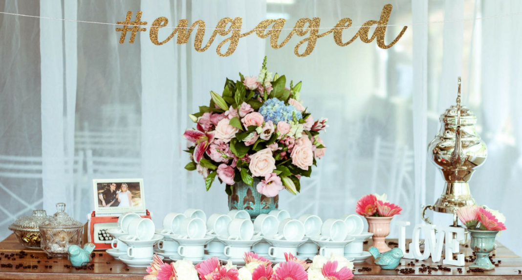 10 Tips for Throwing a Great Engagement Party