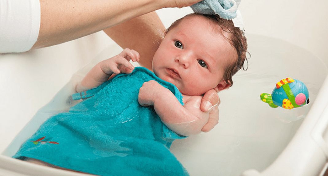 The Ultimate Guide To Giving Your Baby a Bath
