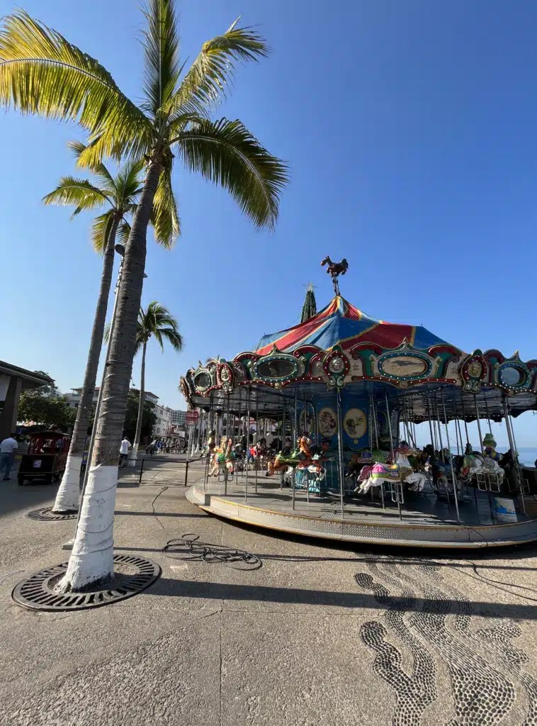 Christmas Magic Wraps Malecon with Great Exhibition Free activities