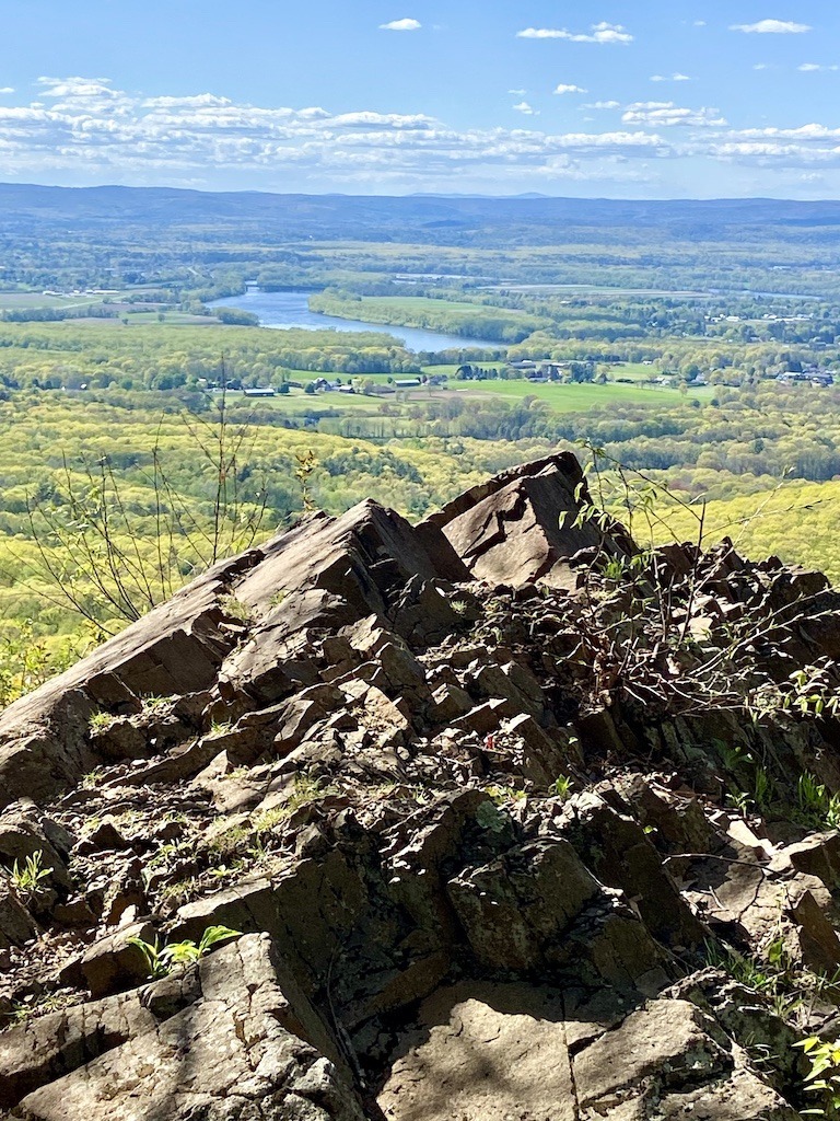 Best Hikes in the Holyoke Range Outdoor Adventure Sampler