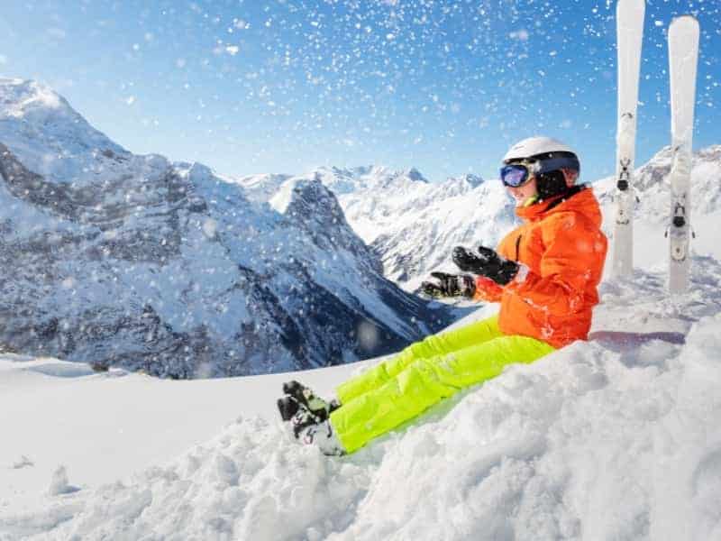 How Long Should Snow Pants Be? (Answered)