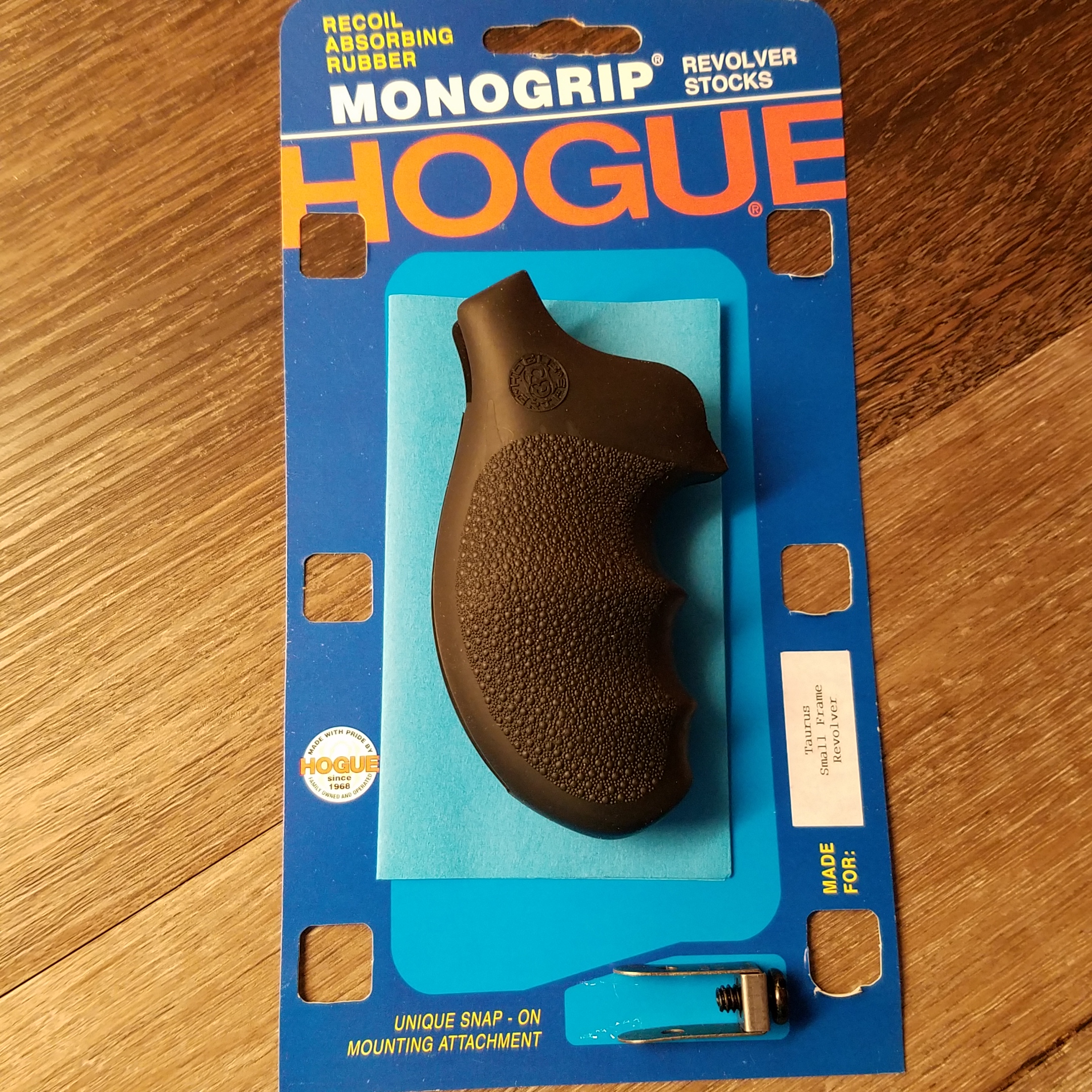 Hogue Grip Taurus Small Frame Revolver 85 605 Rubber Grip 67000