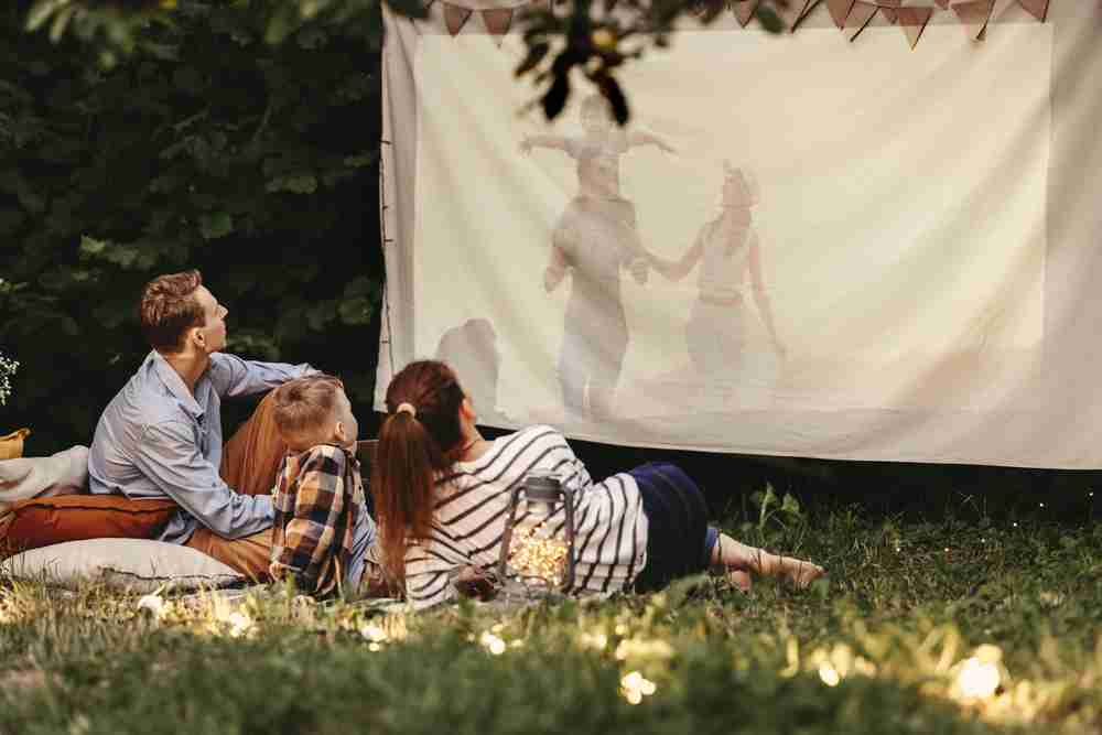 How to Create Your Own Outdoor Movie Theater DIY Movie Night Ideas at