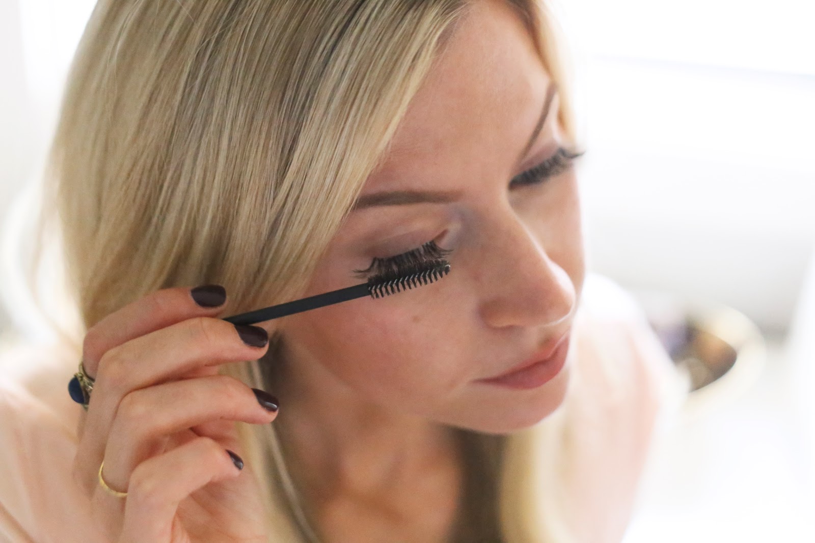 How to Wear Fake Eyelashes for BeginnersStep by Step Tutorial