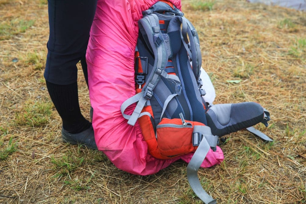 What to Keep in a Hiking Backpack 25 Essential Pieces of Gear Outforia