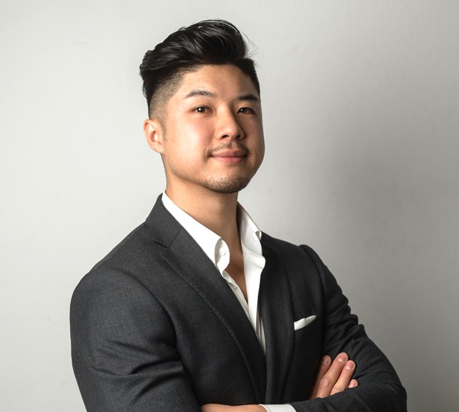 KW Commercial Agent Duo Closes FiveBuilding Deal for a Whopping 402M