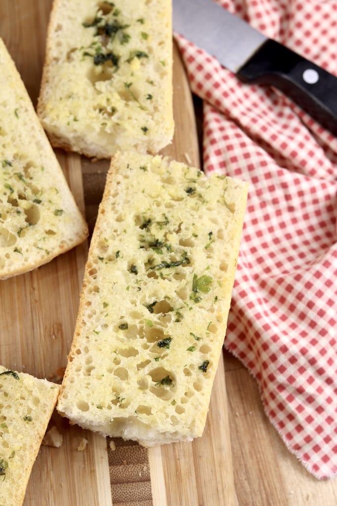 Grilled Garlic Bread {15 minute Recipe} Out Grilling