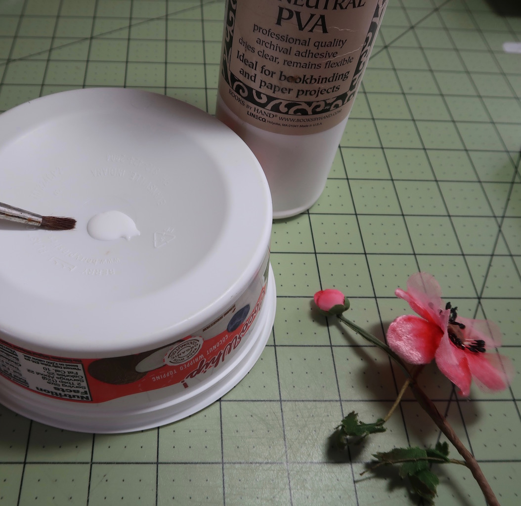 Howto fix a vintage silk flower …out of a portrait