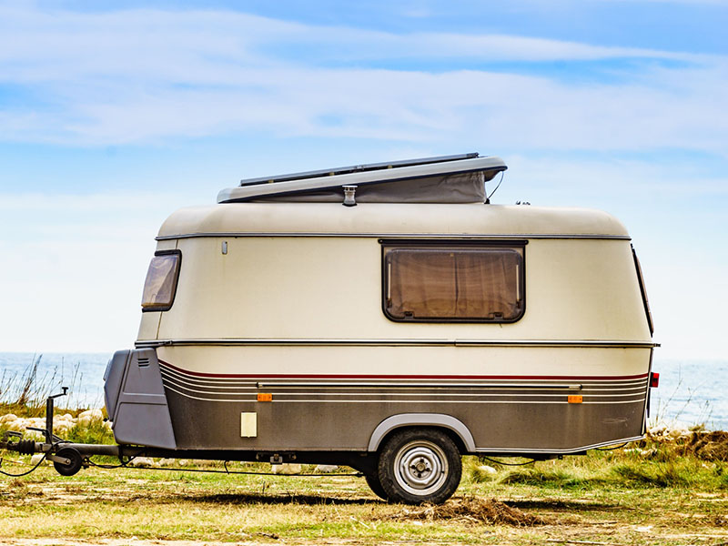 5 Best Trailer Tires to Avoid Blowouts Outside Hacks