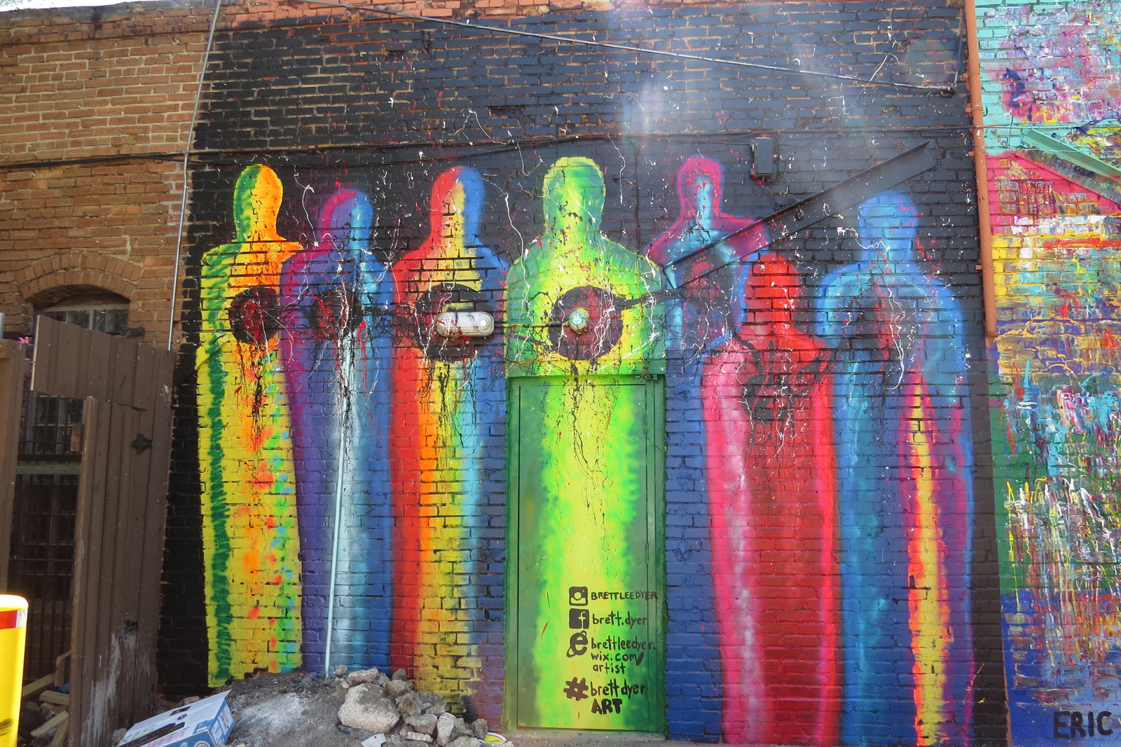 Deep Ellum Murals DIY Walking tour with Map of an Art walk in Dallas