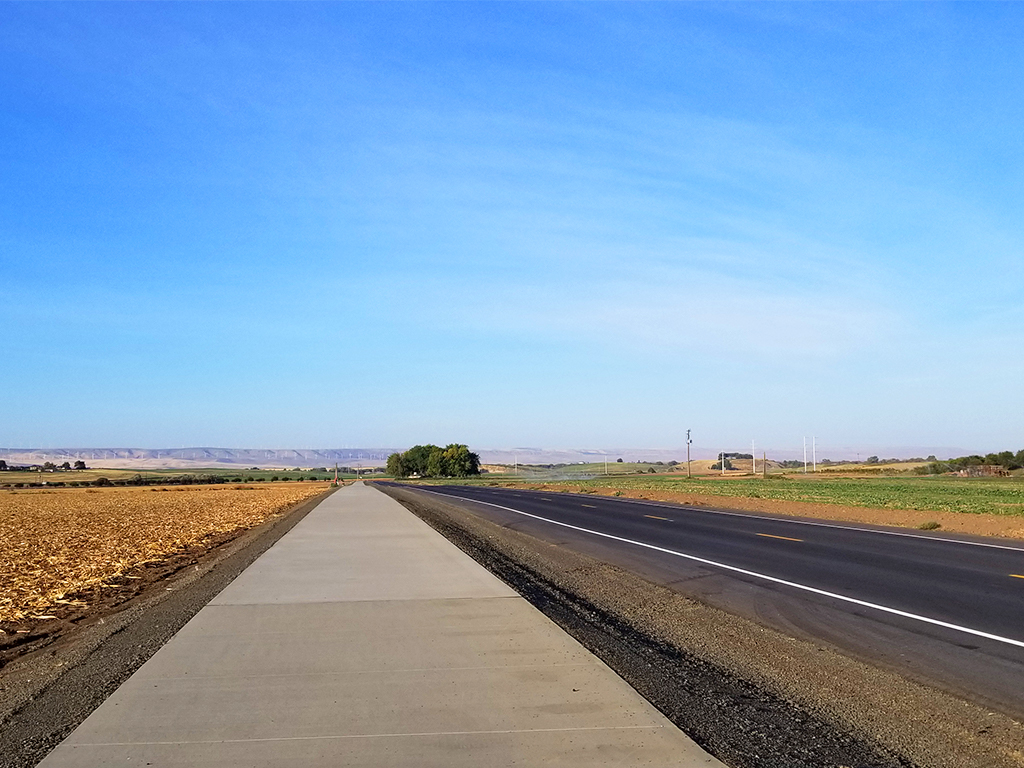 West Whitman Drive Path Outside Walla Walla