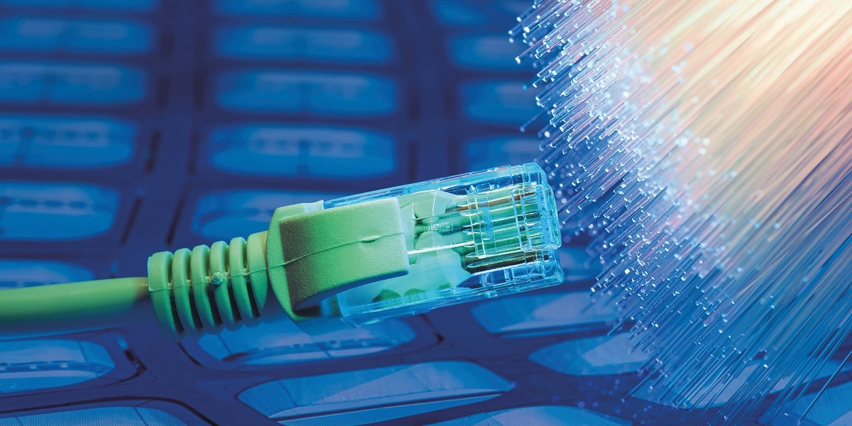 La Fibre Optique Fonctionnement Et Avantages