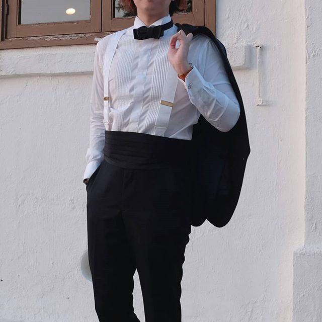 How To Wear A Cummerbund The Ultimate Guide