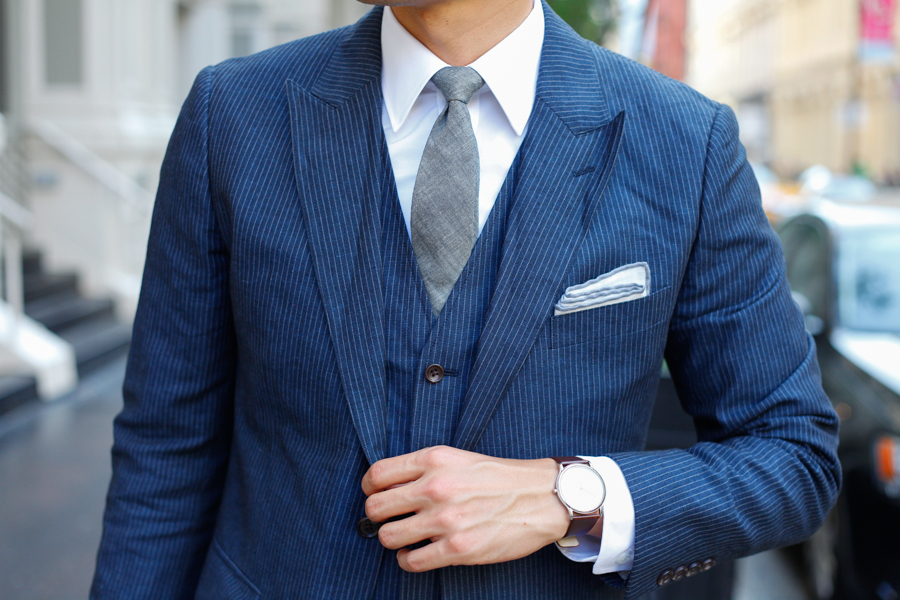 How Long Should The Suit Jacket's Sleeves Be? The Ultimate Guide In 2024!