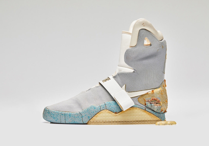 nike air mag v2